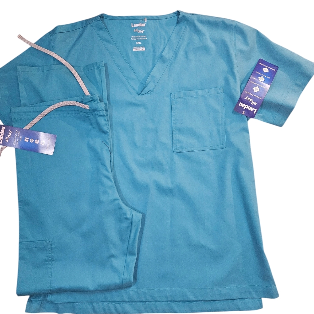 NWT Landau All day scrub set